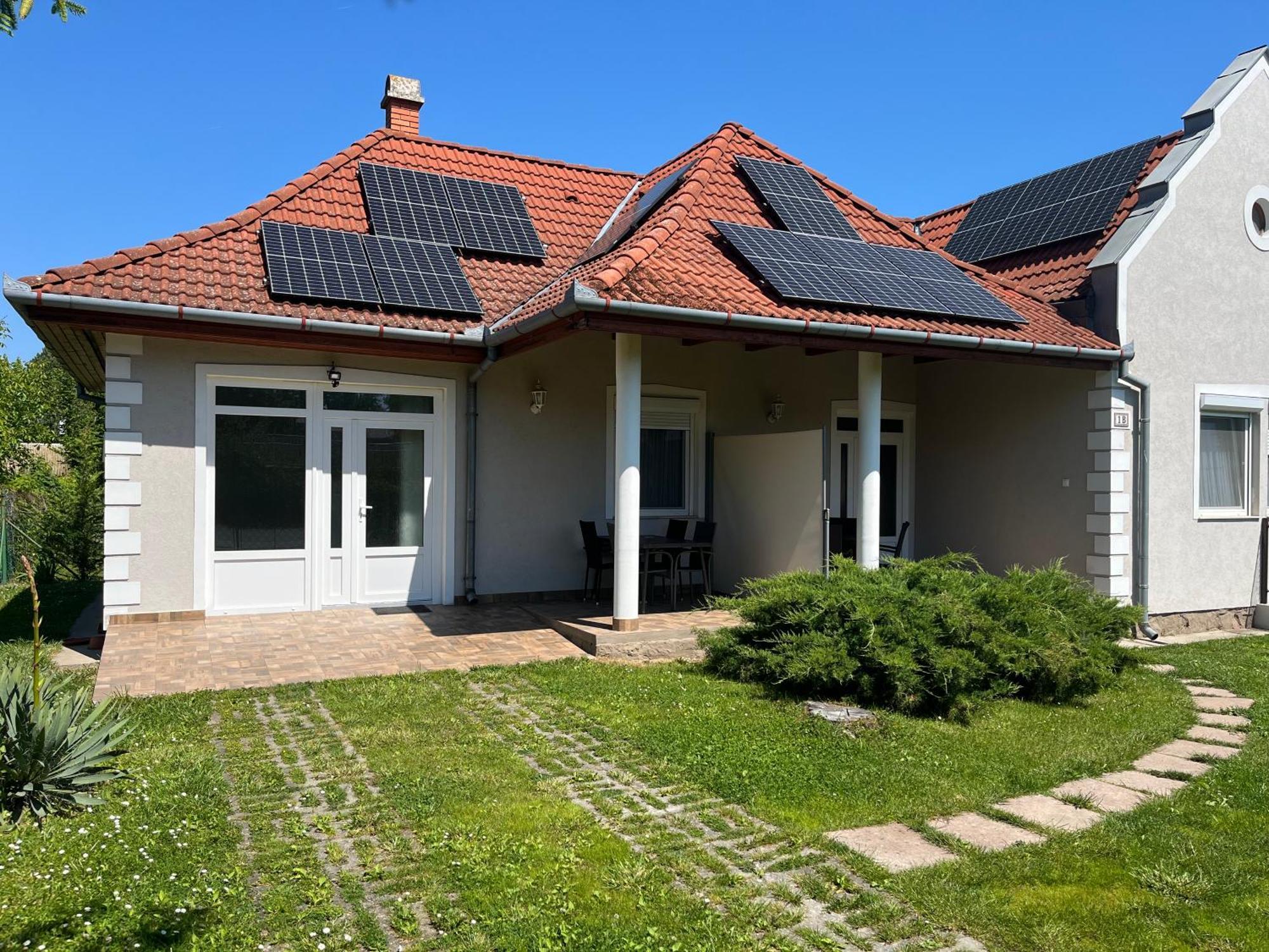 Petita Garden Apartman Siofok Exterior photo